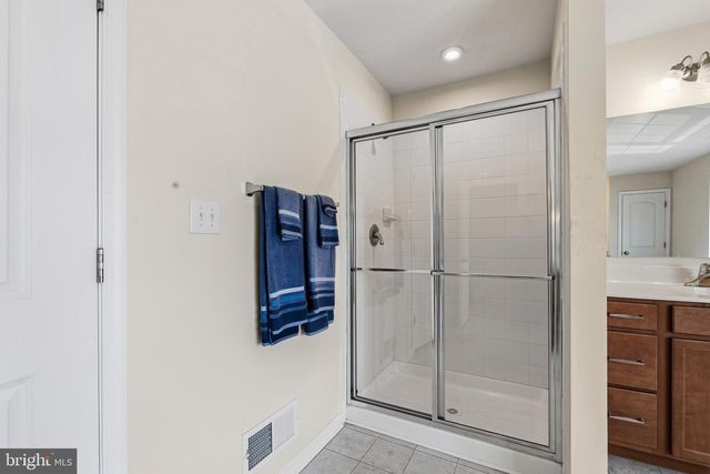 30 CHARLESTON CIR, Dover, DE 19904