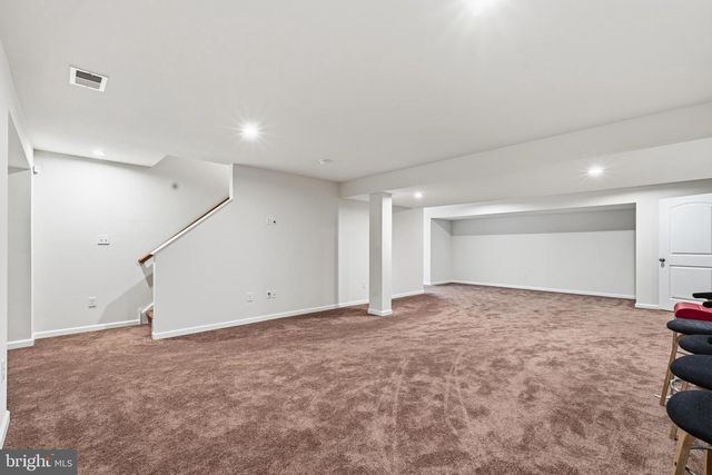 30 CHARLESTON CIR, Dover, DE 19904