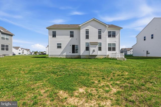30 CHARLESTON CIR, Dover, DE 19904