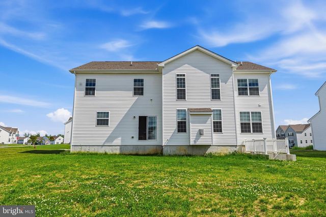 30 CHARLESTON CIR, Dover, DE 19904