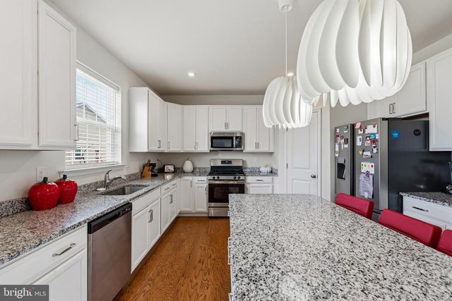 30 CHARLESTON CIR, Dover, DE 19904