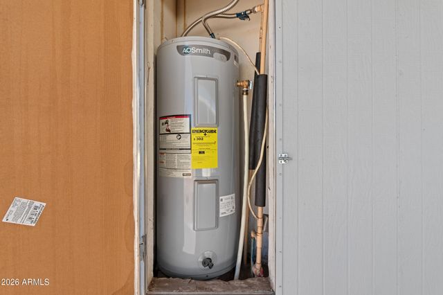 535 S ALMA SCHOOL Road 69, Mesa, AZ 85210