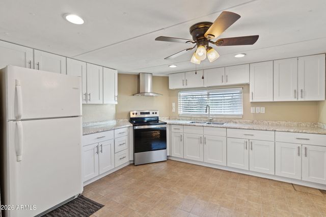 535 S ALMA SCHOOL Road 69, Mesa, AZ 85210