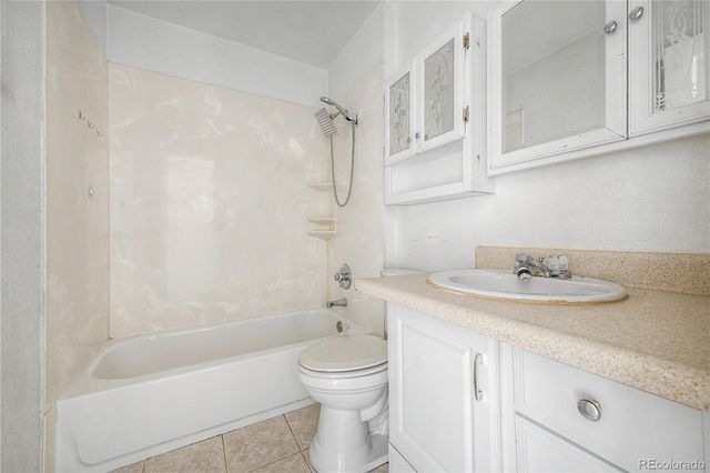 10015 Beach Street, Denver, CO 80260