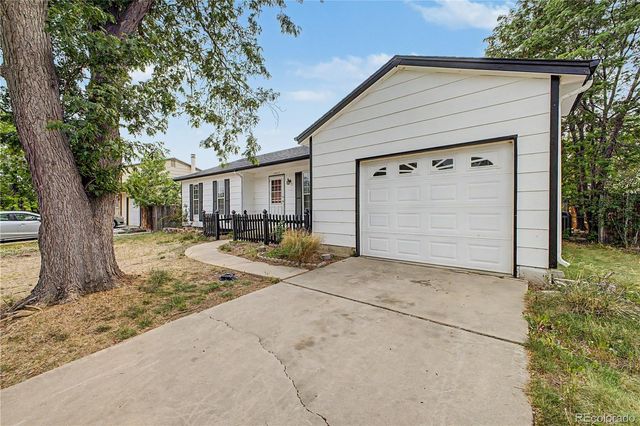10015 Beach Street, Denver, CO 80260