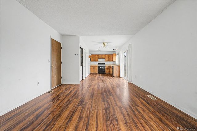 10015 Beach Street, Denver, CO 80260