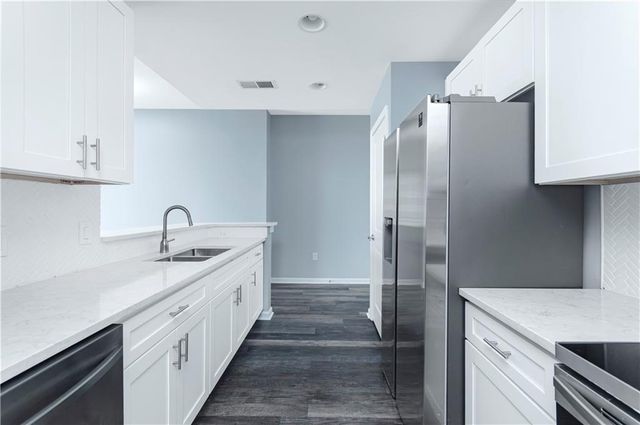 3040 Peachtree Road 613, Atlanta, GA 30305