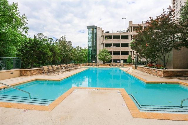 3040 Peachtree Road 613, Atlanta, GA 30305