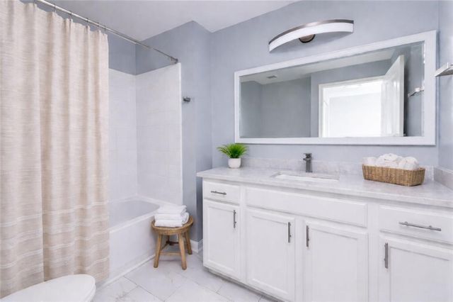 3040 Peachtree Road 613, Atlanta, GA 30305