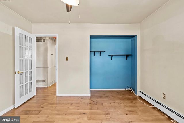 25 CABLE RD, Levittown, PA 19057