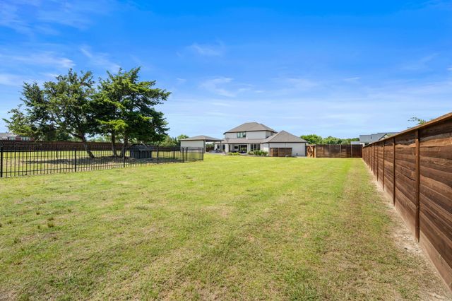 4940 Golden Bell Lane, Midlothian, TX 76065