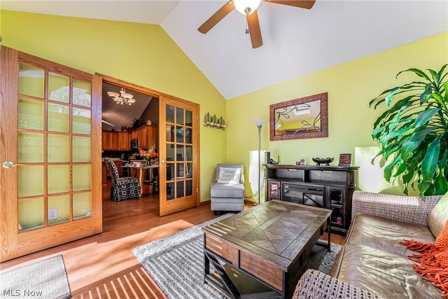 395 White Spruce Drive, Macedonia, OH 44056