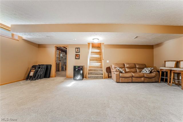 395 White Spruce Drive, Macedonia, OH 44056