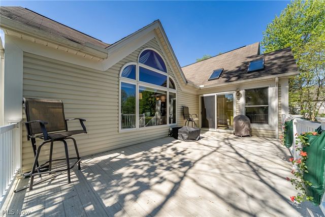 395 White Spruce Drive, Macedonia, OH 44056