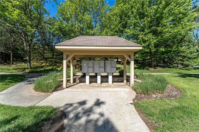 395 White Spruce Drive, Macedonia, OH 44056