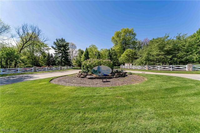 395 White Spruce Drive, Macedonia, OH 44056