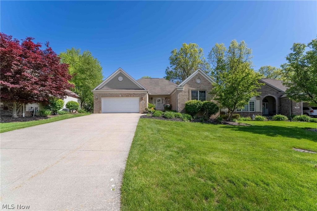395 White Spruce Drive, Macedonia, OH 44056