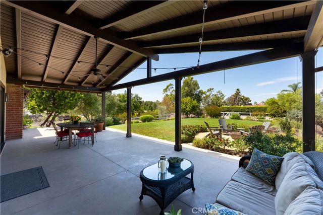196 Colt Lane, Thousand Oaks, CA 91361