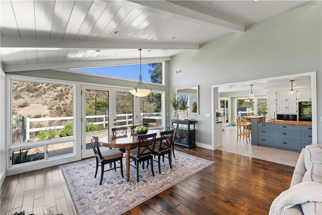 196 Colt Lane, Thousand Oaks, CA 91361