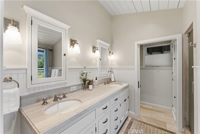 196 Colt Lane, Thousand Oaks, CA 91361