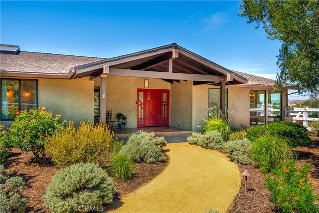 196 Colt Lane, Thousand Oaks, CA 91361