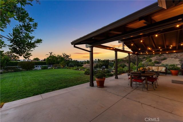 196 Colt Lane, Thousand Oaks, CA 91361