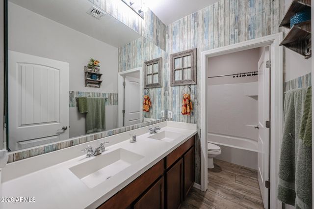 18108 W TURNEY Avenue, Goodyear, AZ 85395
