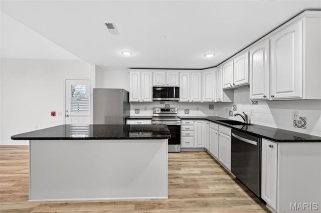 227 W Monroe Avenue 104, St Louis, MO 63122