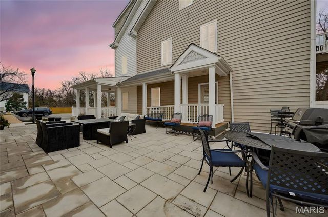 227 W Monroe Avenue 104, St Louis, MO 63122