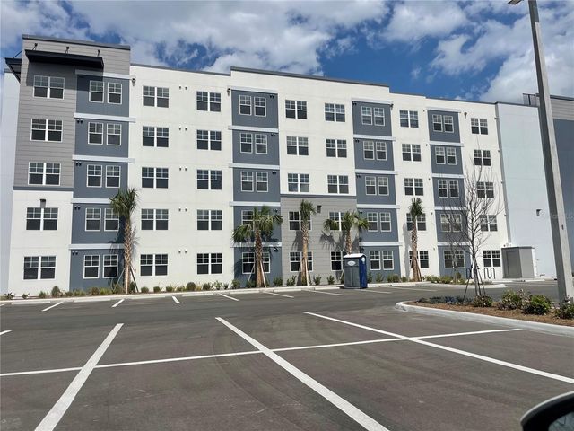 5592 NE PGA BOULEVARD 521, Orlando, FL 32839