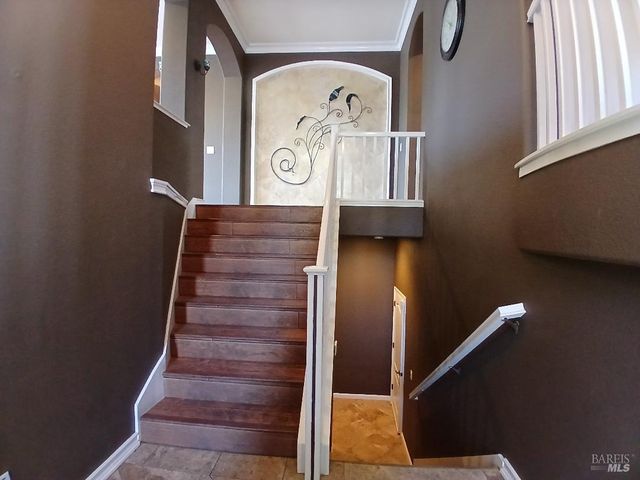 2743 Overlook Dr, Vallejo, CA 94591