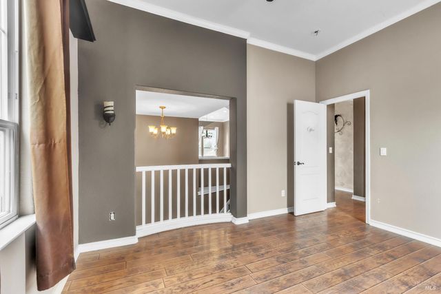 2743 Overlook Dr, Vallejo, CA 94591