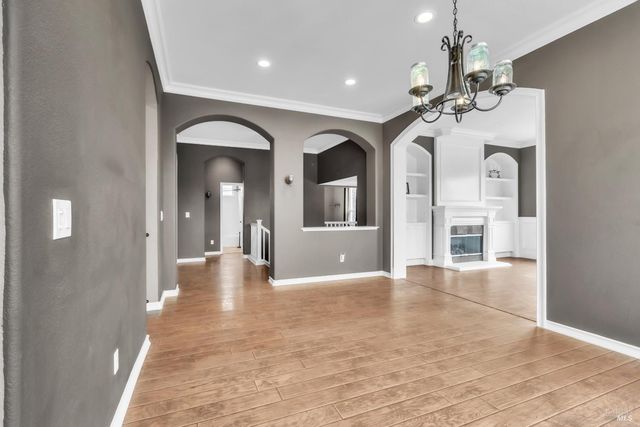 2743 Overlook Dr, Vallejo, CA 94591