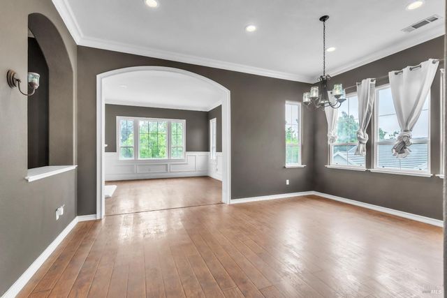 2743 Overlook Dr, Vallejo, CA 94591