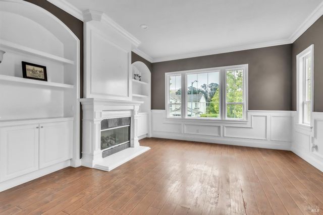 2743 Overlook Dr, Vallejo, CA 94591