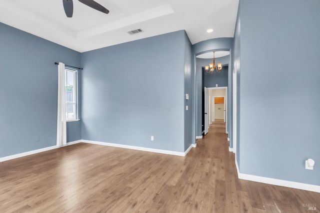 2743 Overlook Dr, Vallejo, CA 94591