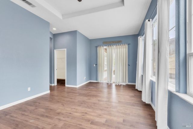 2743 Overlook Dr, Vallejo, CA 94591