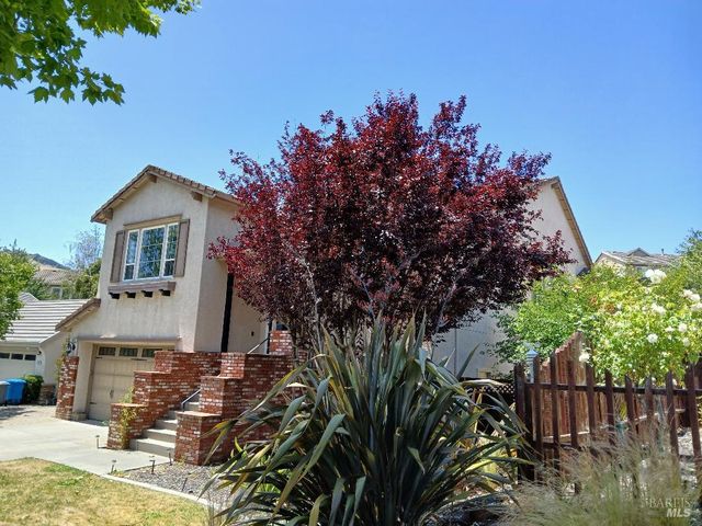 2743 Overlook Dr, Vallejo, CA 94591