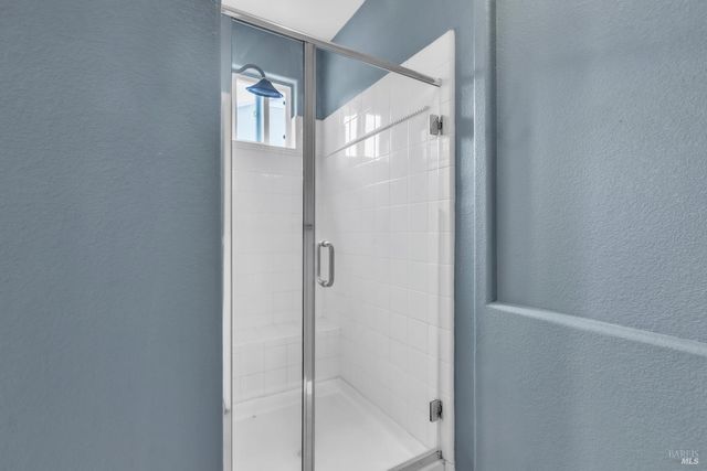 2743 Overlook Dr, Vallejo, CA 94591