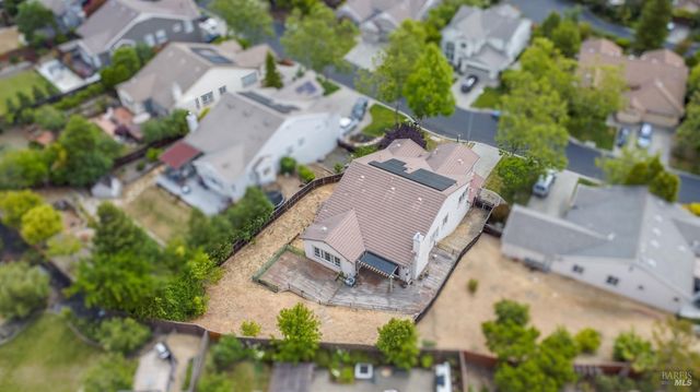 2743 Overlook Dr, Vallejo, CA 94591