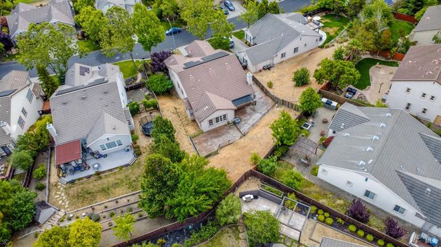 2743 Overlook Dr, Vallejo, CA 94591