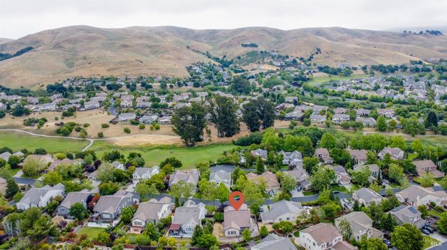 2743 Overlook Dr, Vallejo, CA 94591