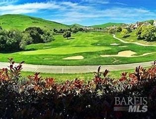 2743 Overlook Dr, Vallejo, CA 94591