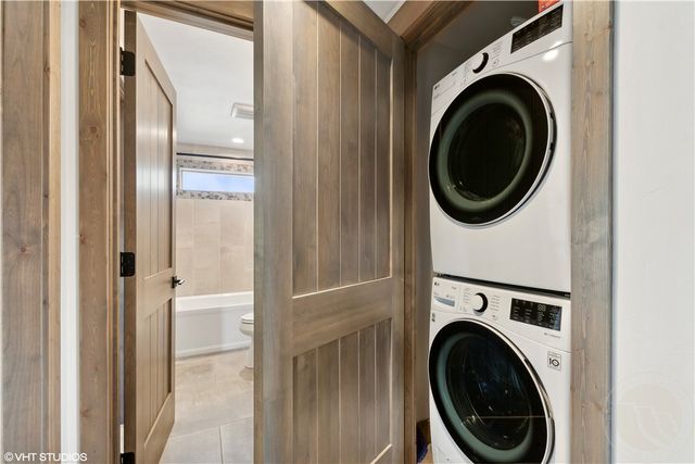 13 Battered Flag, Other, MT 59917