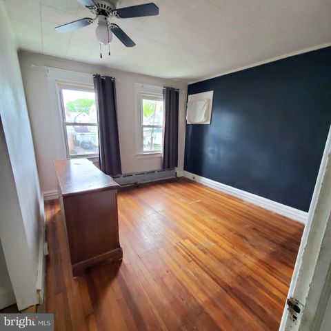 920 BEDFORD AVE, Darby, PA 19023