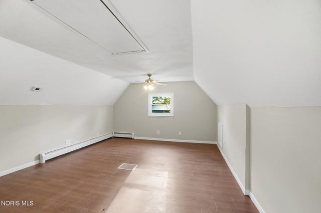 7964 Hill Avenue, Holland, OH 43528
