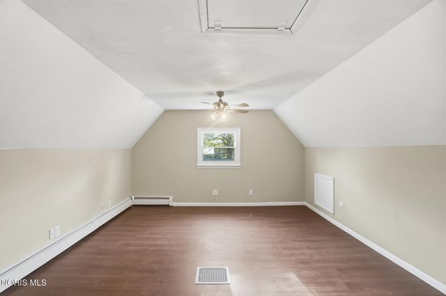 7964 Hill Avenue, Holland, OH 43528