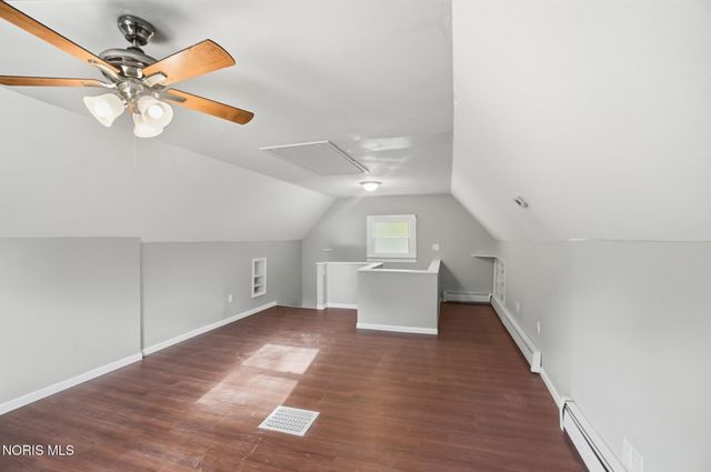 7964 Hill Avenue, Holland, OH 43528