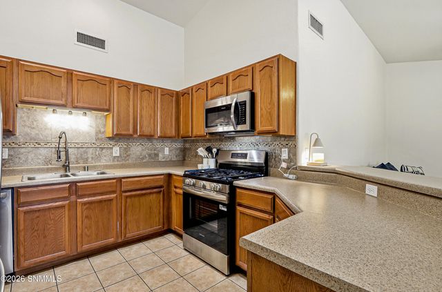 2922 San Lorenzo Court, Las Cruces, NM 88007