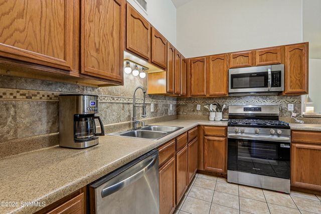 2922 San Lorenzo Court, Las Cruces, NM 88007
